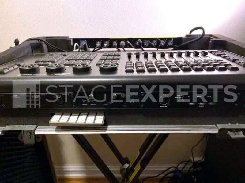 ETC High End Nanohog 4 LTC/MIDI Widget System with Case