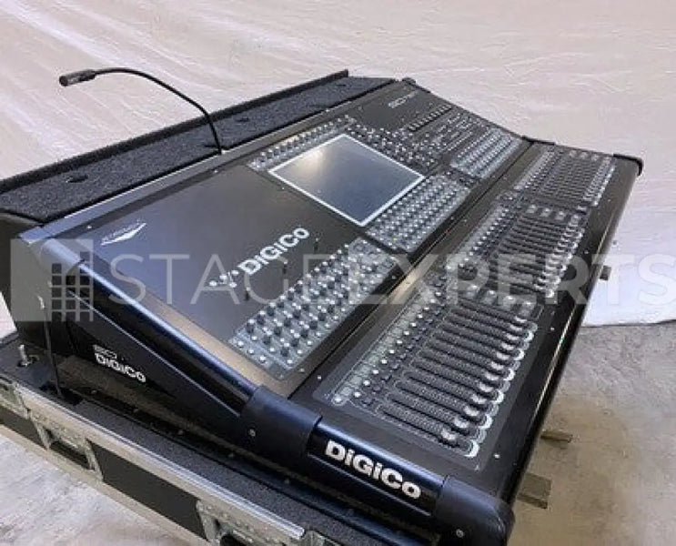 DiGiCo SD10 Digital Mixing Console with Waves Card & Case