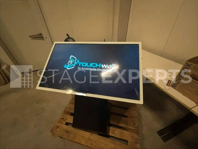 AudaMedia TOUCHdesk 43 – 43-inch Interactive Touch Desk