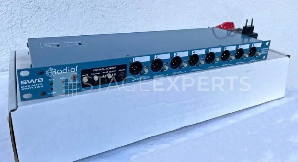 Radial SW-8 MK2 8-Channel Auto-Switcher for Redundancy