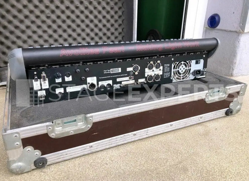 Avolites Pearl Tiger Lighting Console – Hands-On Control
