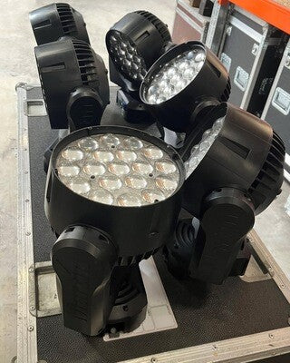 Martin MAC Aura LED Wash Moving Head, RGBW, 11–58° Zoom