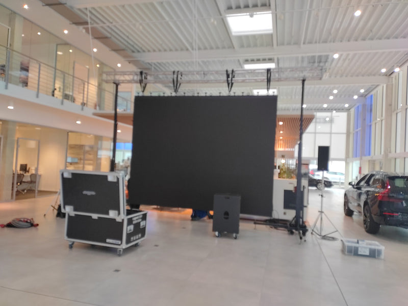 Gloshine 3.91mm Outdoor LED Wall 5m x 3m with Controller