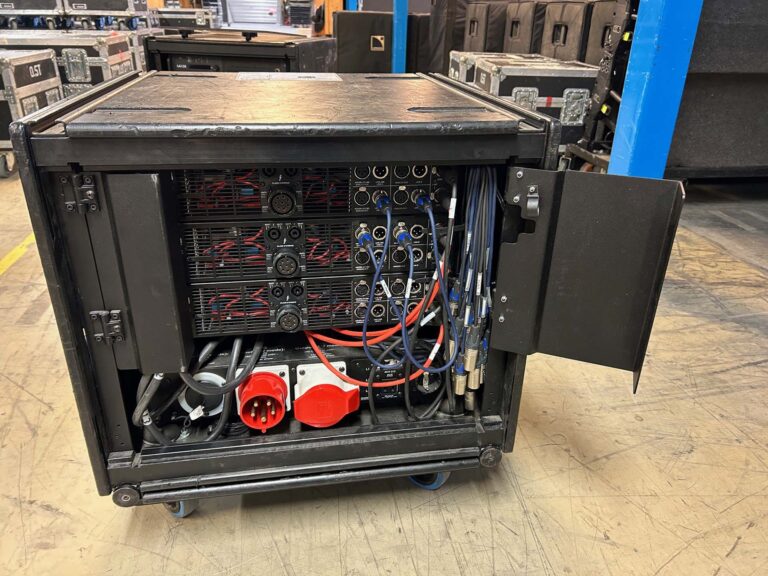 L-Acoustics K2 System: 28 K2 with LA-RAK-2-AVB Racks