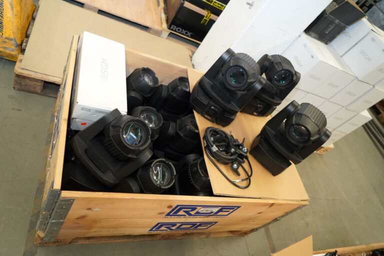 SGM G-1 Moving Lights Set (16) – Compact IP65