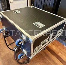 Load image into Gallery viewer, Yamaha CL5 Digital Mixing Console – Pro Live Sound Control
