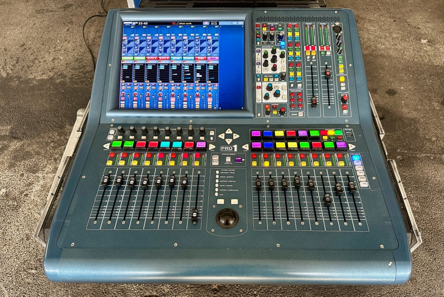 Midas PRO1 Digital Mixing Console with Flight Case – Tour-ready
