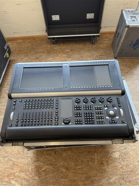 Flying Pig Systems Wholehog 4 Lighting Console | Pro Control