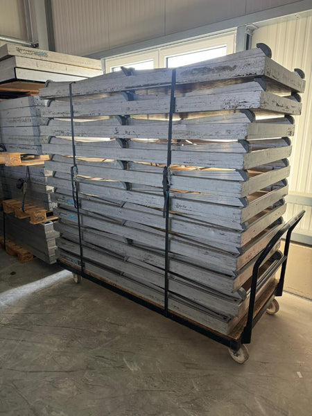 Trenomat Scissor Platform Set – 17x 2x1 m Stage Decks