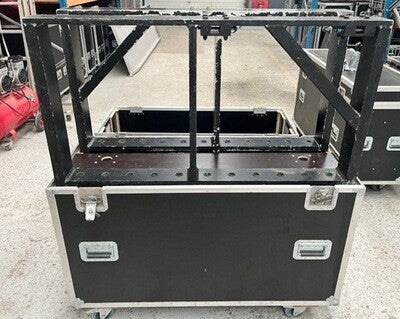 JBL Vertec VT4889 Line Array Set – 16 Elements + Rigging