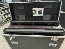 Load image into Gallery viewer, JBL Vertec VT4889 Line Array Set – 16 Elements + Rigging
