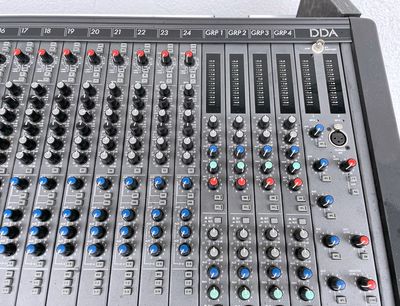 DDA Interface 24-4-2 Analogue Mixing Console – 24ch FOH