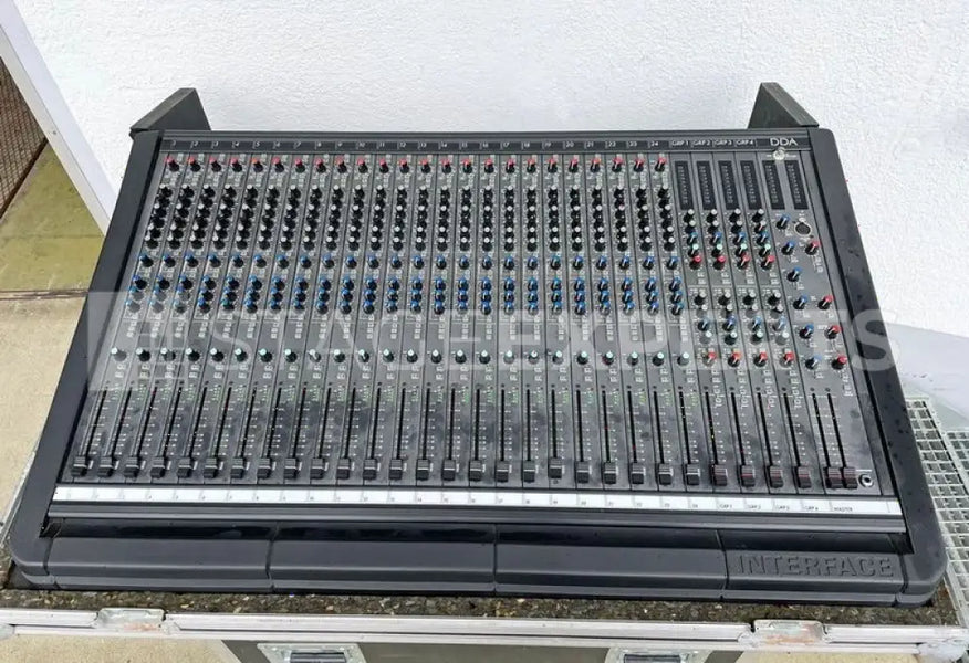 DDA Interface 24-4-2 Analogue Mixing Console – 24ch FOH