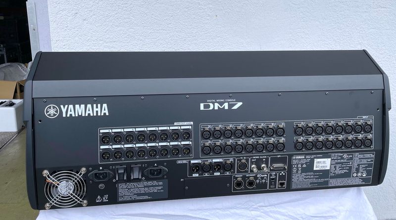 Yamaha DM7 Digital Mixing Console with Dante | Stage Experts