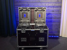 Load image into Gallery viewer, Martin MAC700 moving lights – 12 with dual flight cases
