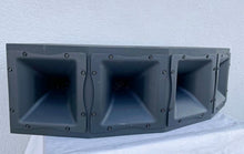Load image into Gallery viewer, RCF Acustica MFXQ HF Extension – 600W, 40x40 Dispersion
