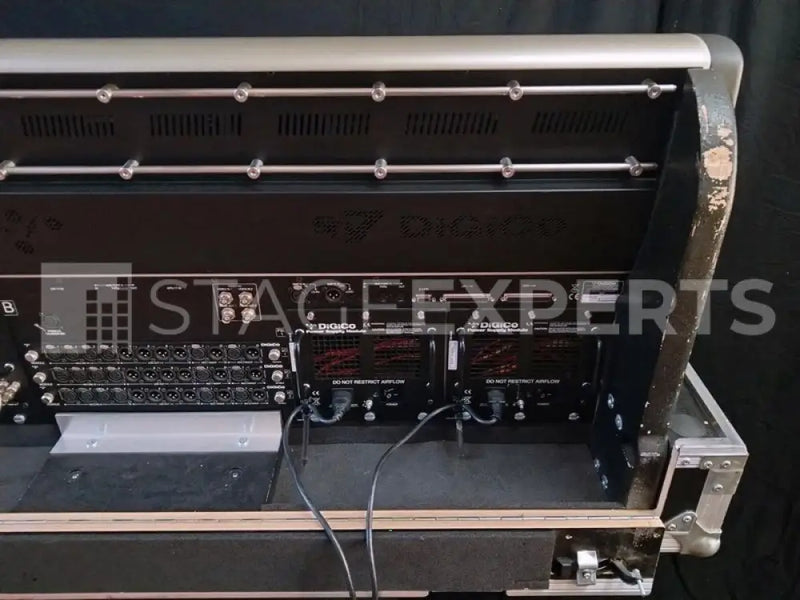 DiGiCo SD7 Digital Mixing Console with Waves | Core2
