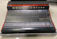 Load image into Gallery viewer, Yamaha PM 2000 Analogue Mixing Console – 32-Input FOH Desk

