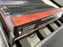 Load image into Gallery viewer, Yamaha PM 2000 Analogue Mixing Console – 32-Input FOH Desk
