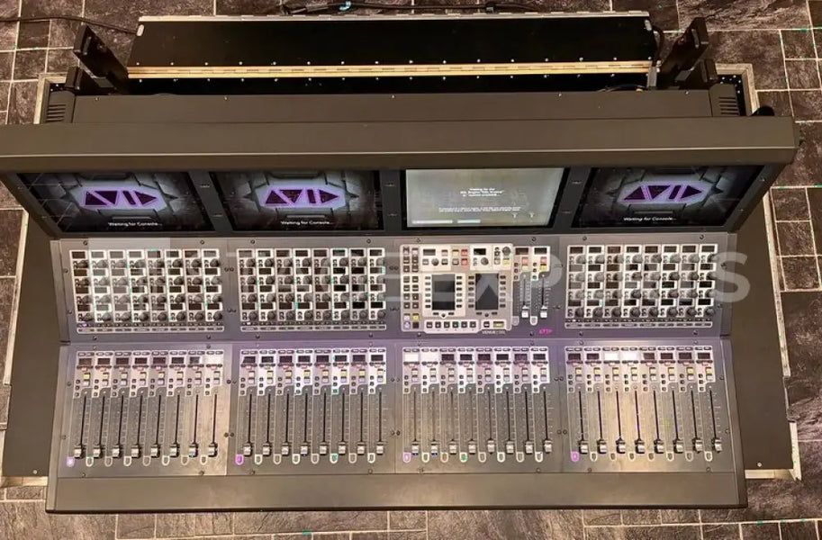 Avid VENUE S6L‑32D Set with E6L‑192 and Stage 64 System