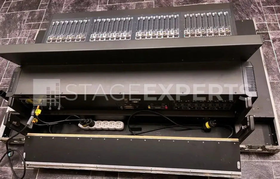 Avid VENUE S6L‑32D Set with E6L‑192 and Stage 64 System