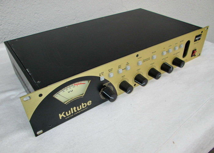 SPL Kultube 2049 Stereo Tube Compressor/Limiter, Class A