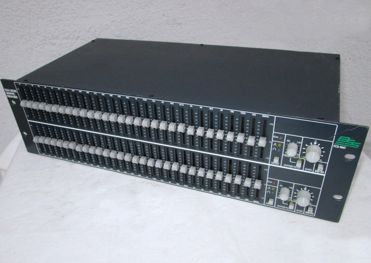 BSS FCS-960 Stereo 30-Band Graphic Equaliser with HPF