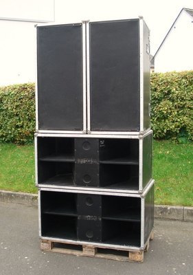 Stage Accompany 4518/4519 Speaker Set – 4 Tops, 6 Subs