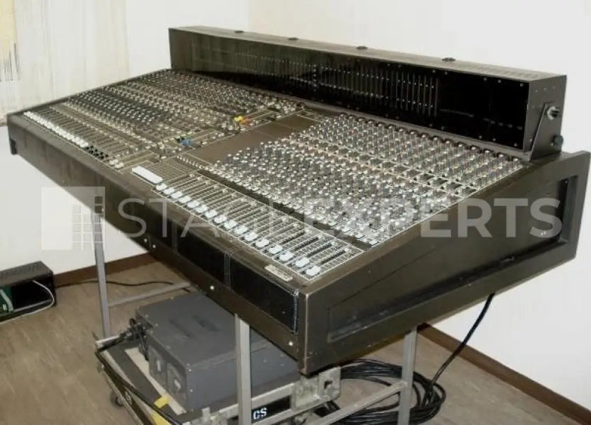 Harrison HM-4 Analogue FOH Console | 32-8-2, 8 Aux, VCA