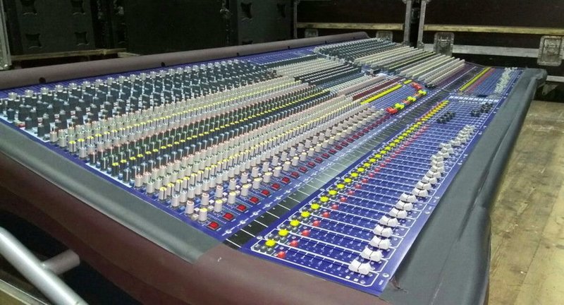 Midas Heritage H-3000 44TP Analogue FOH/Monitor Console