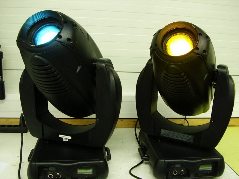 Varilite VL-3000 Spot 1200W Moving Light – Pre-owned with Case