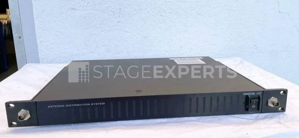 Shure UA 840 C-MB UHF Antenna Distribution Amplifier