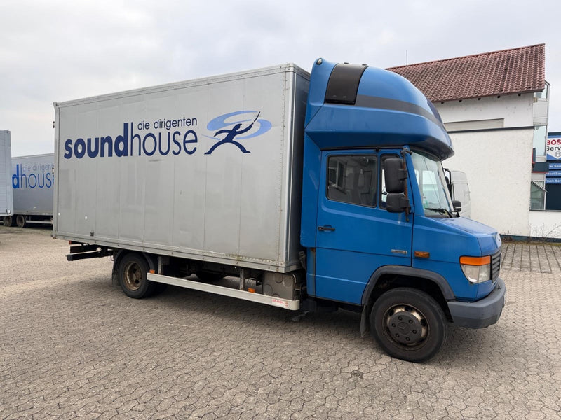 Mercedes-Benz Vario 816 D Box Lorry – Used Sleeper Cab Box Body