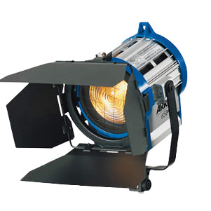 Arri 650 Plus Fresnel – professional tungsten spotlight