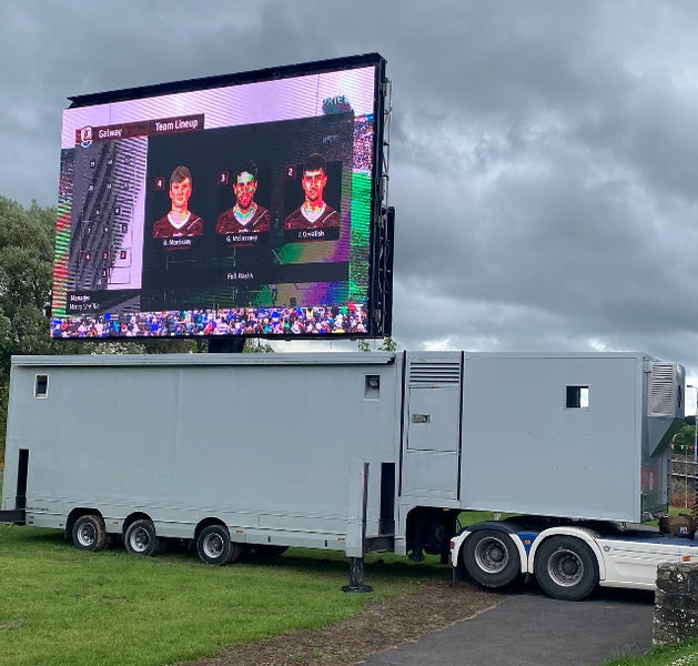 Outdoor LED Screen Trailer 60 sqm – Mobile LED Unit