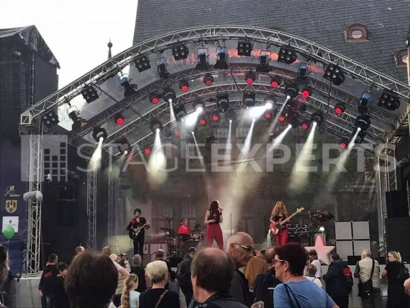 Prolyte ARCSTAGE2XT 10x8m Stage Package with Roof