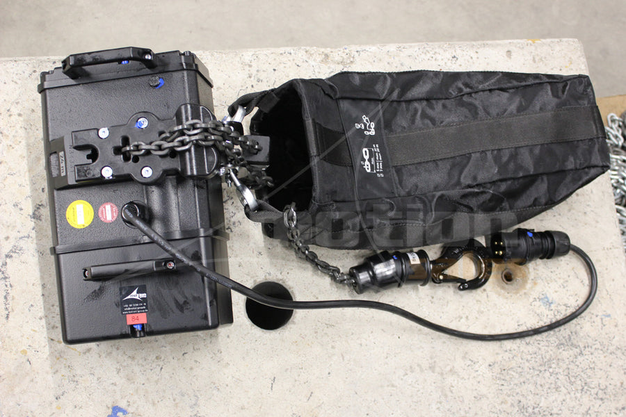 Movecat D8+ Prostage 500kg Electric Hoist, 24m Chain | D8+ Standard