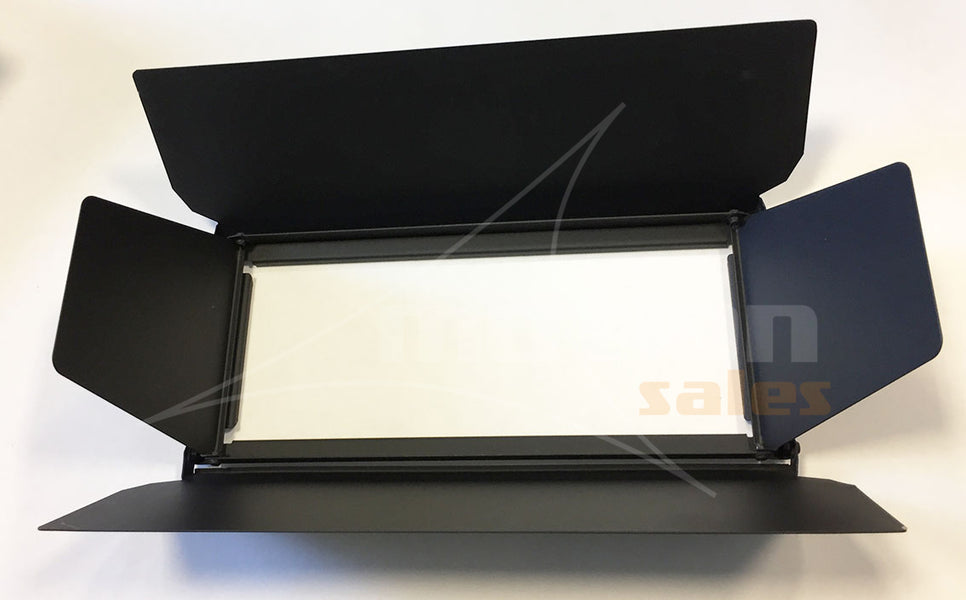 SGM Barndoors for P/Q/X Series, Holders & Case (25 Set)