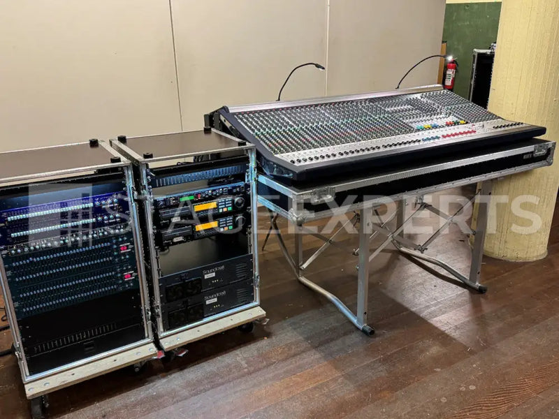 Soundcraft MH3-32 Analogue Console Bundle with Side Racks