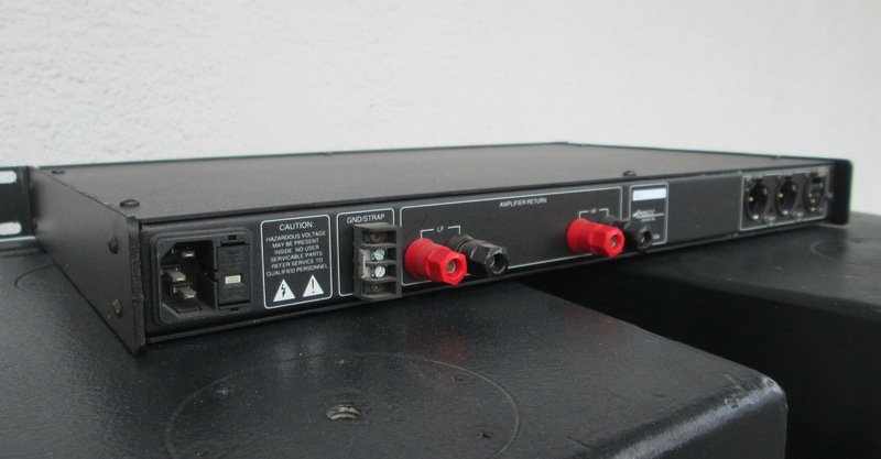 Apogee AE-5 speaker set – 2x AE-5 with P-500PV processor