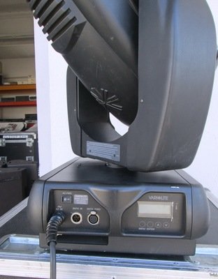 Varilite VL-3500Q Spot moving light with case and lamp included