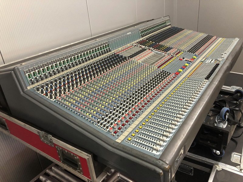 Midas XL-464 TP Analogue FOH/MON Console, 48 Inputs + Dual PSUs