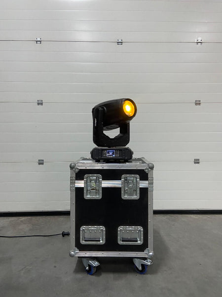 X-Spot LED Moving Lights with Amptown Cases (14x)