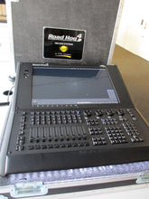 Load image into Gallery viewer, High End Systems Road Hog 4 Lighting Console with Road Case
