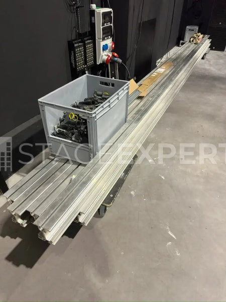 TT 120 TV-Track Rail System, 6 x 6 m, Runners & Mounts