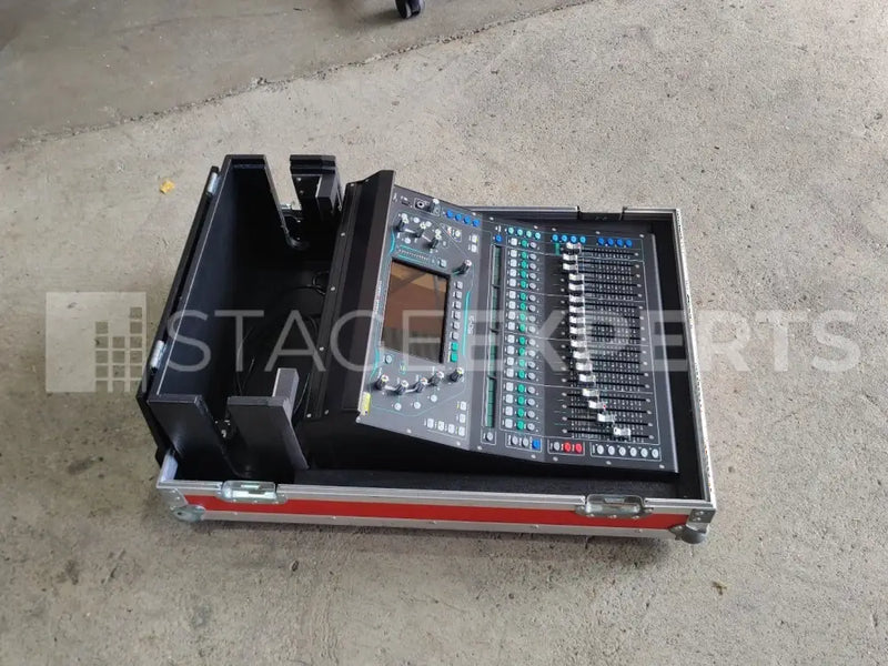 Allen & Heath SQ-5 Digital Mixer with Doghouse Case – Pro Audio