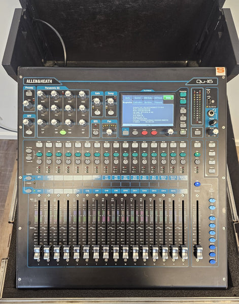 Allen & Heath QU-16 Digital Mixer with Flight Case Included