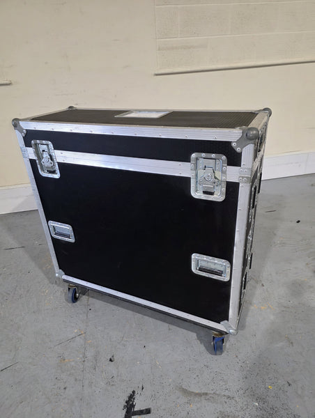 Allen & Heath Avantis with Deep Plug ins and Flight Case