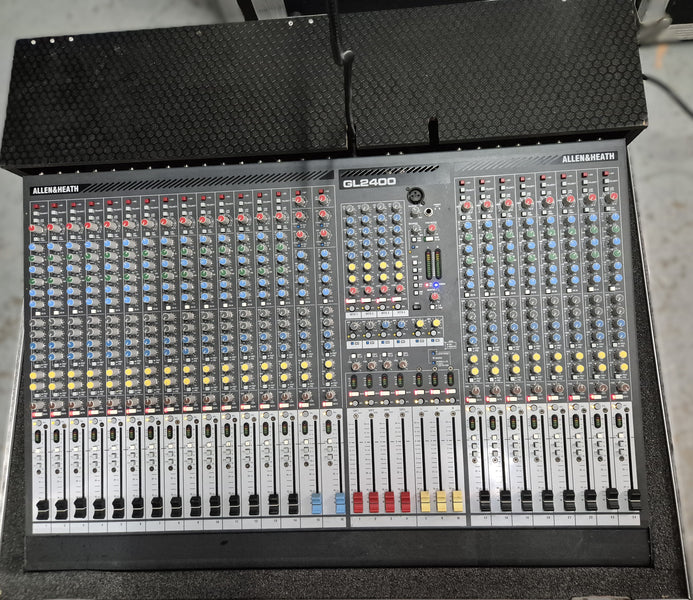 Allen & Heath GL2400 desk