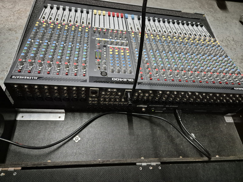 Allen & Heath GL2400 desk